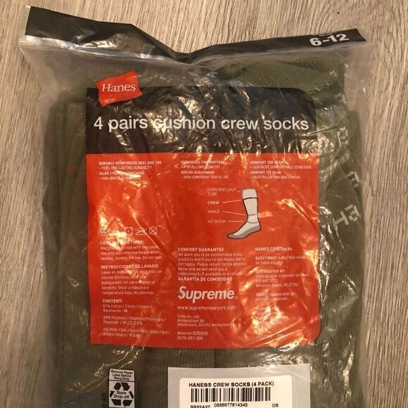 HANES x SUPREME 4-pack Crew Socks Size 6-12 NWT - Picture 3 of 4